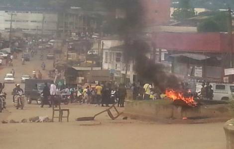 Confrontos em Bamenda